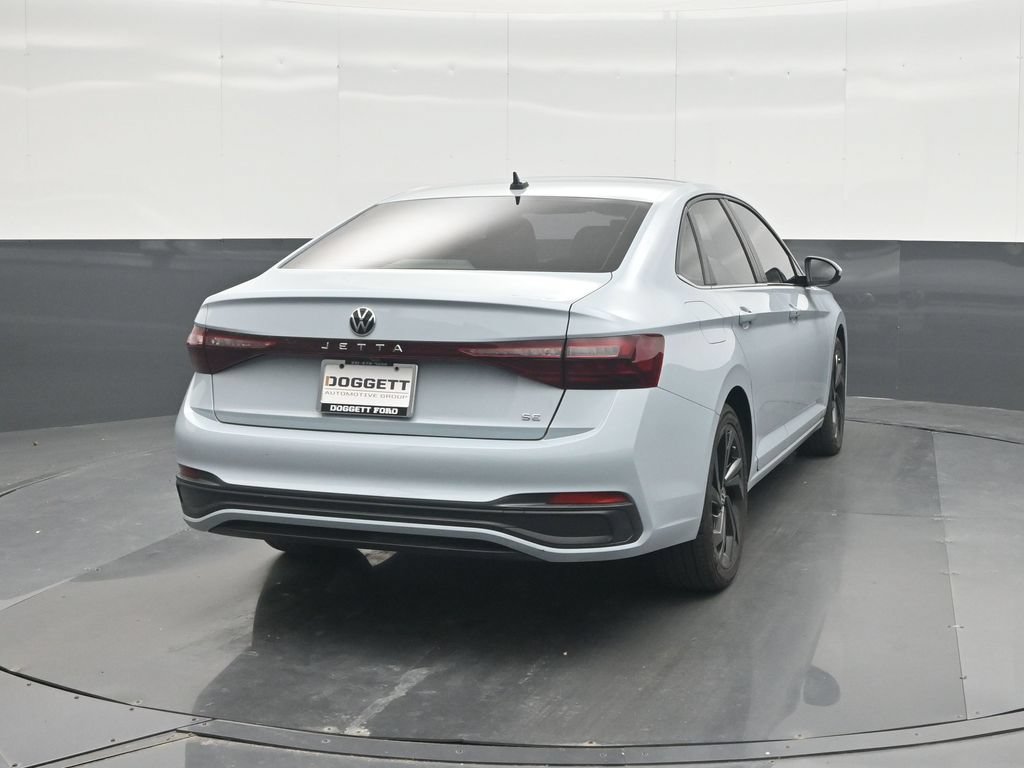 Used 2025 Volkswagen Jetta SE w/ Sunroof Package FWD image 24