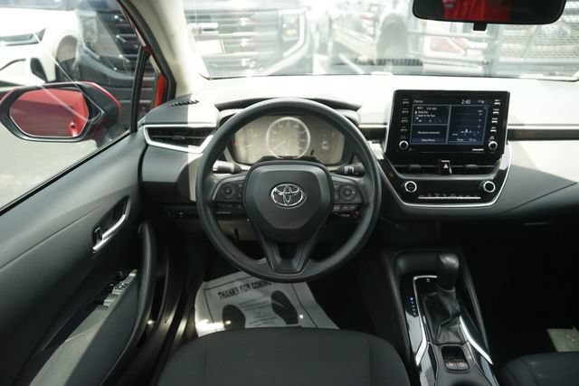 Used 2021 Toyota Corolla LE FWD image 21