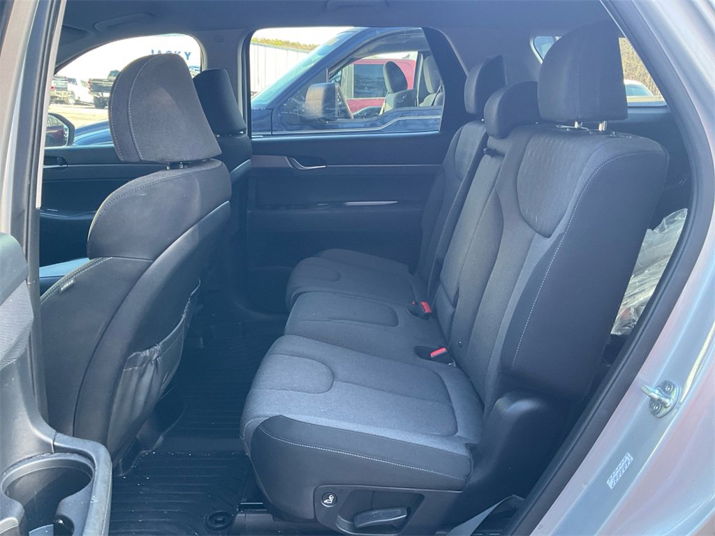 Used 2021 Hyundai Palisade SE image 15