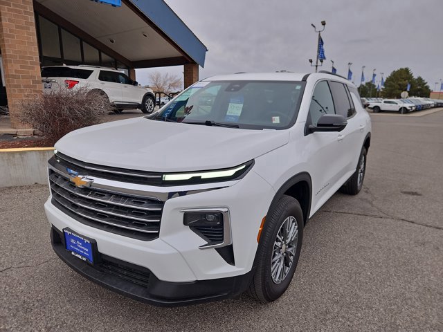 Used 2024 Chevrolet Traverse LT image 6