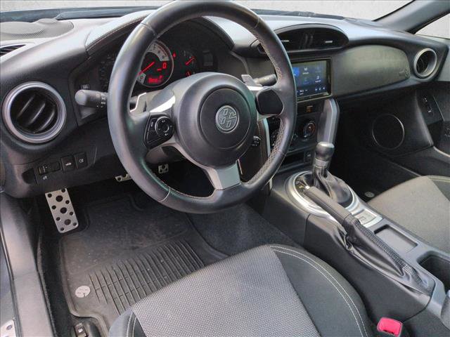 Used 2020 Toyota 86 RWD image 10