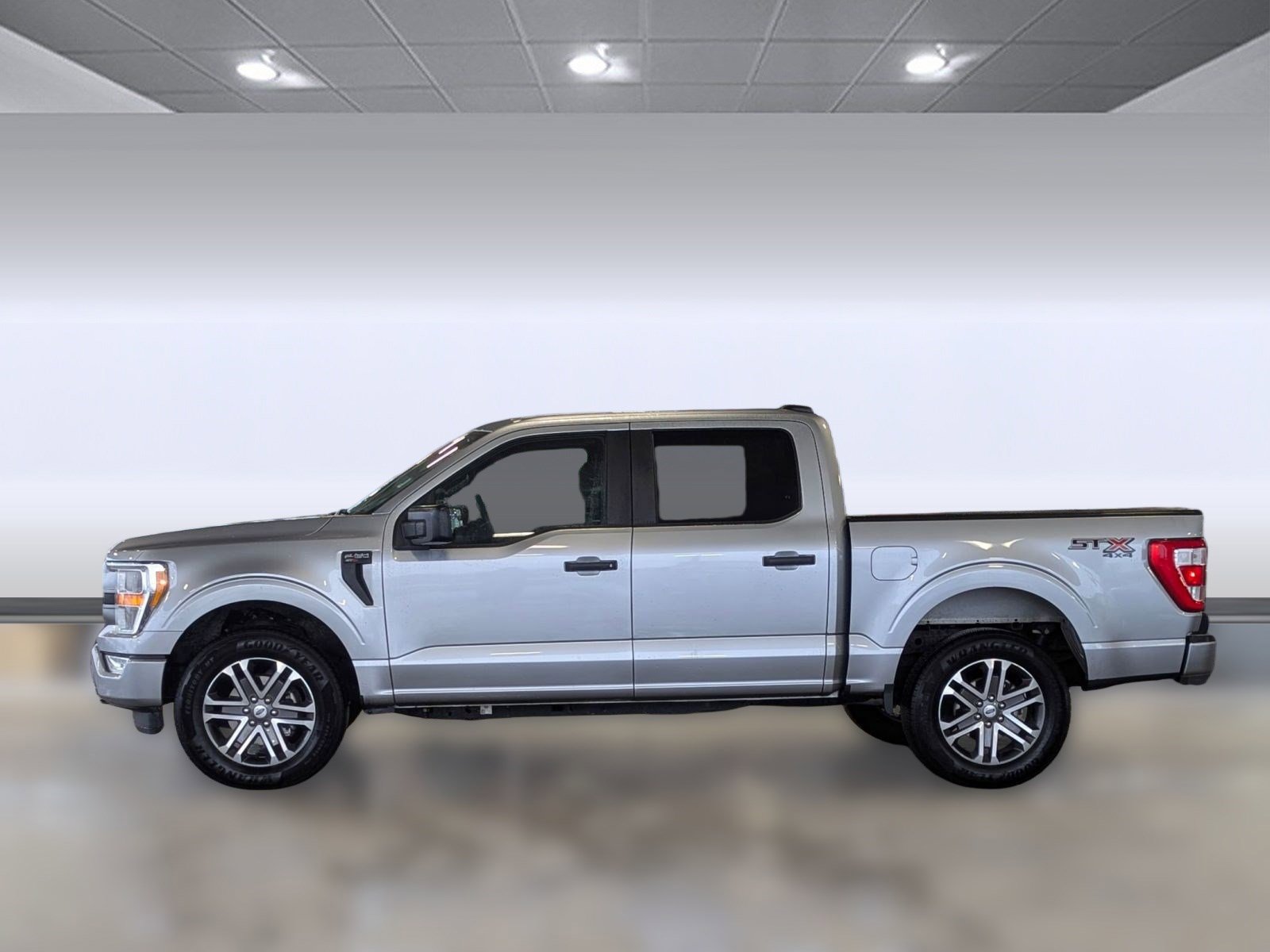 Certified 2022 Ford F150 XL w/ STX Appearance Package image 2