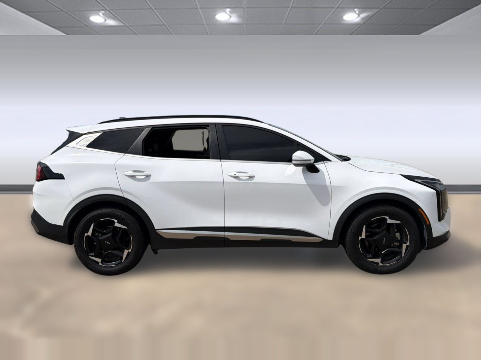 Used 2026 Kia Sportage EX w/ EX Panorama Roof Package FWD image 8