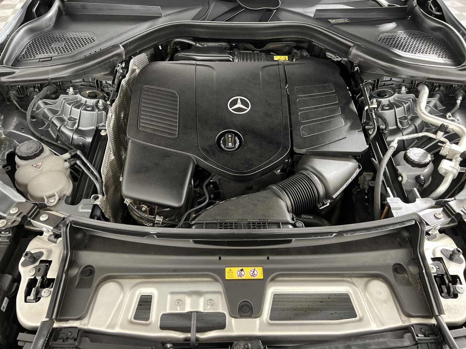 Used 2023 Mercedes-Benz GLC 300 4MATIC image 28