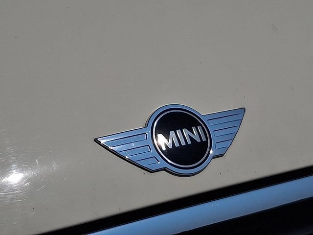 Used 2017 MINI Cooper Clubman ALL4 AWD/4WD image 11
