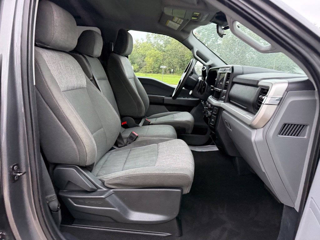 Certified 2025 Ford F250 XLT w/ FX4 Off-Road Package AWD/4WD image 15