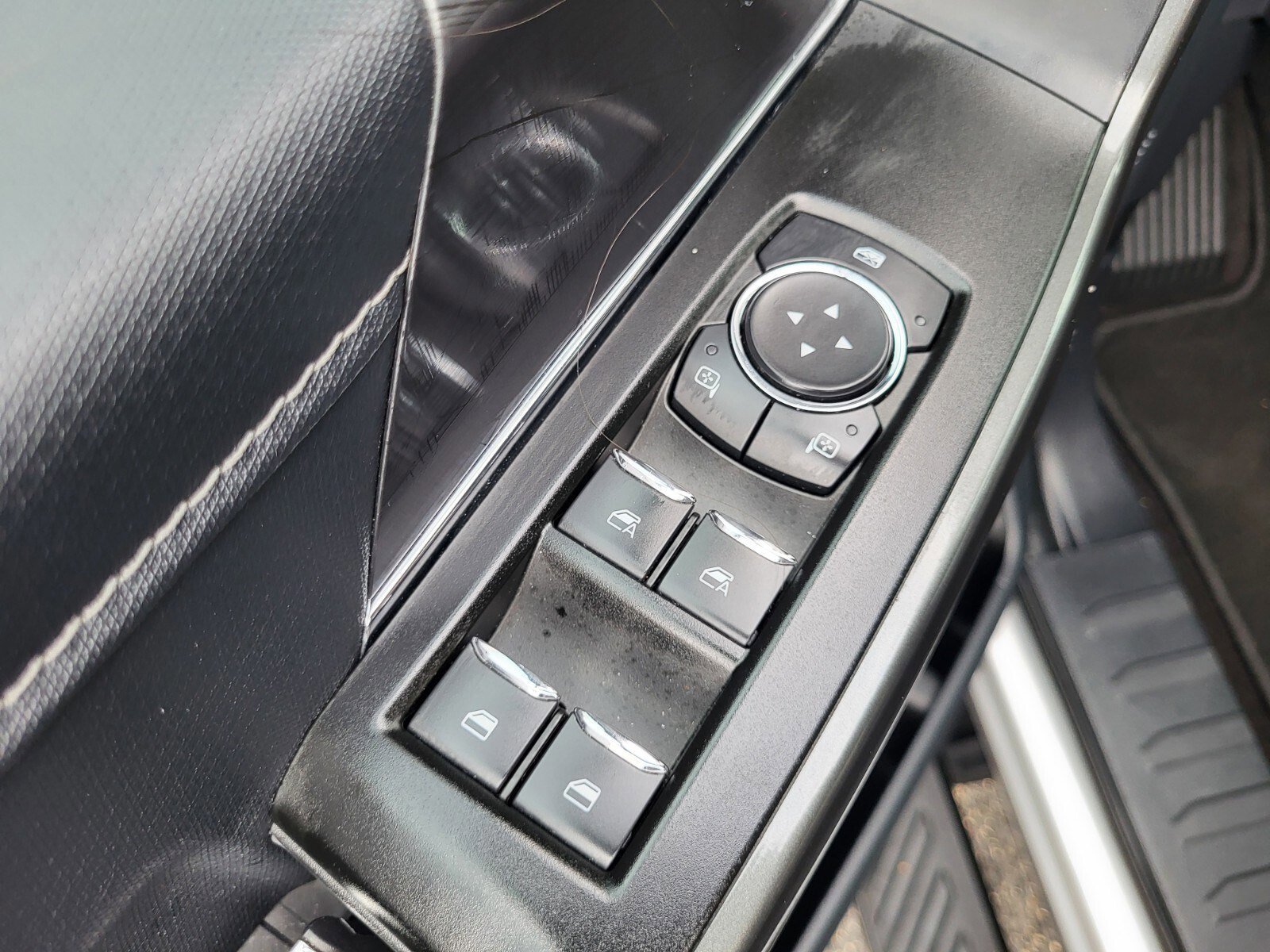 Certified 2022 Ford F150 XLT w/ Equipment Group 302A High image 19