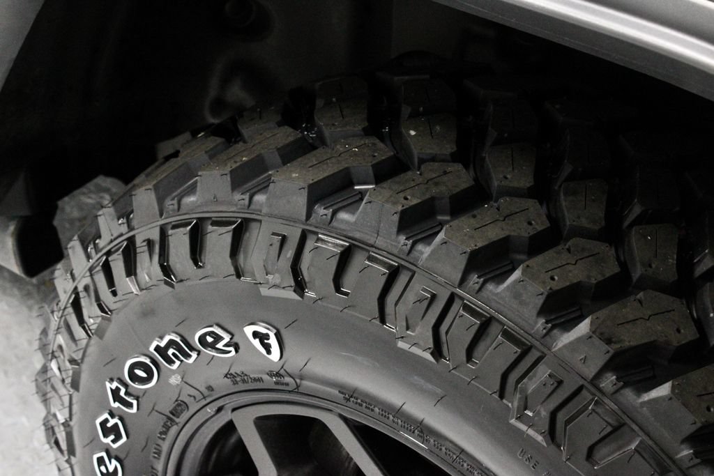 Used 2023 Jeep Wrangler Unlimited w/ Cold Weather Group AWD/4WD image 19
