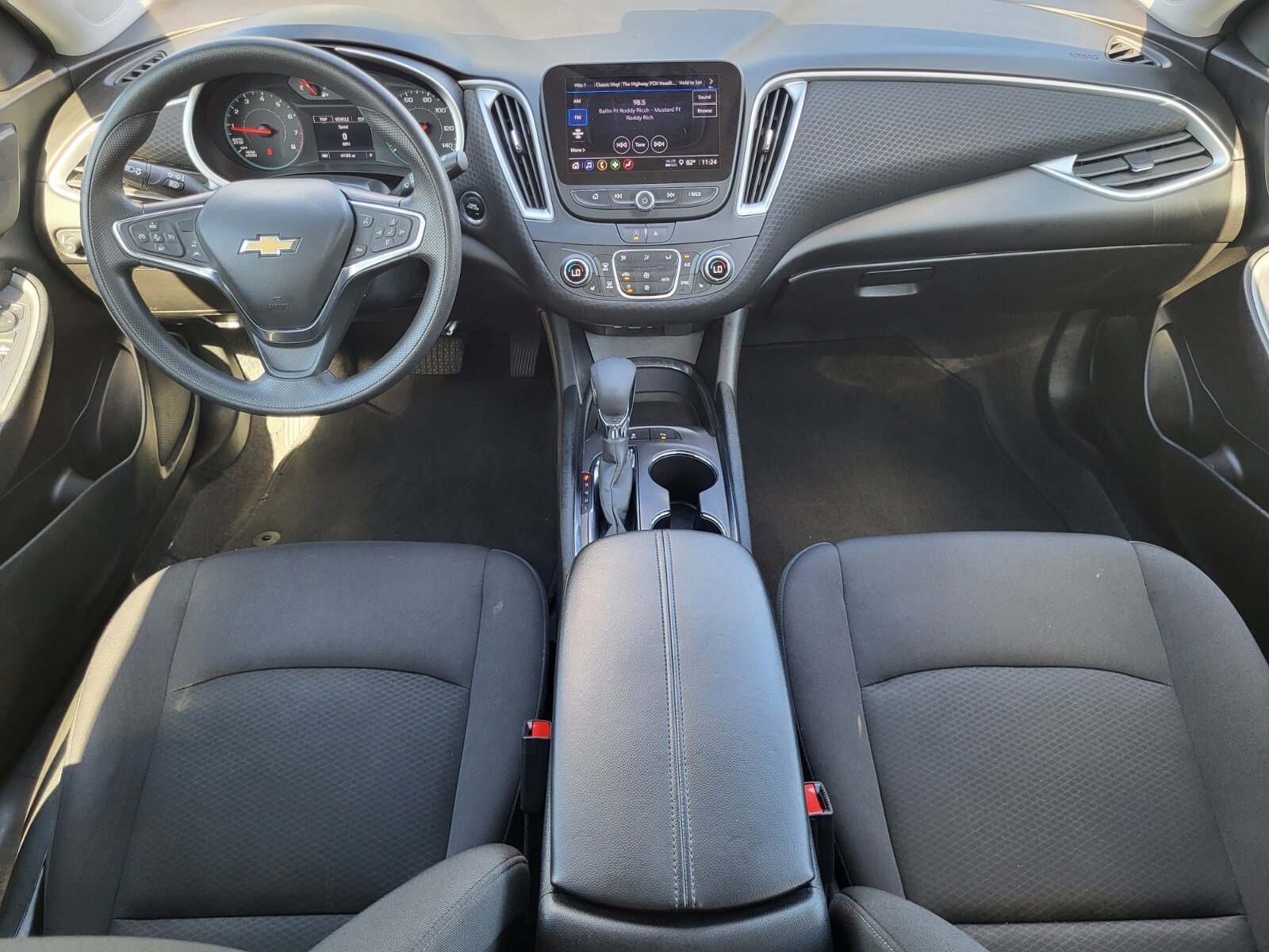 Used 2024 Chevrolet Malibu LT image 11