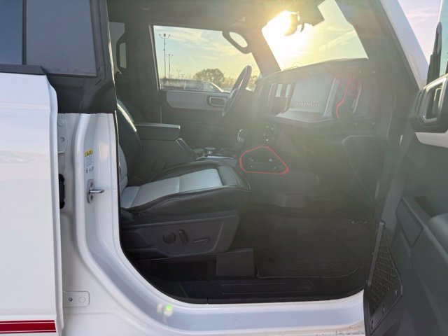 Certified 2026 Ford Bronco Outer Banks w/ Sasquatch Package AWD/4WD image 12