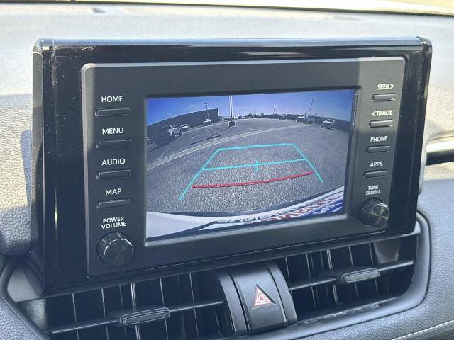 Used 2019 Toyota RAV4 XLE w/ Carpet Mat Package FWD image 16