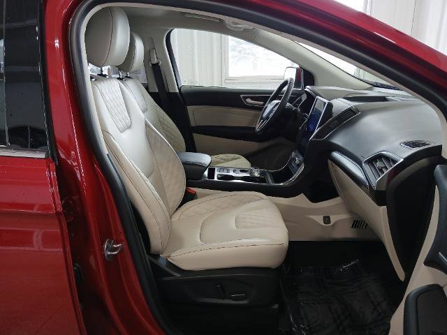 Certified 2024 Ford Edge Titanium image 18