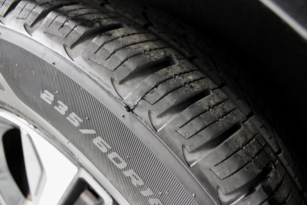 Used 2021 Kia Sedona SX image 21