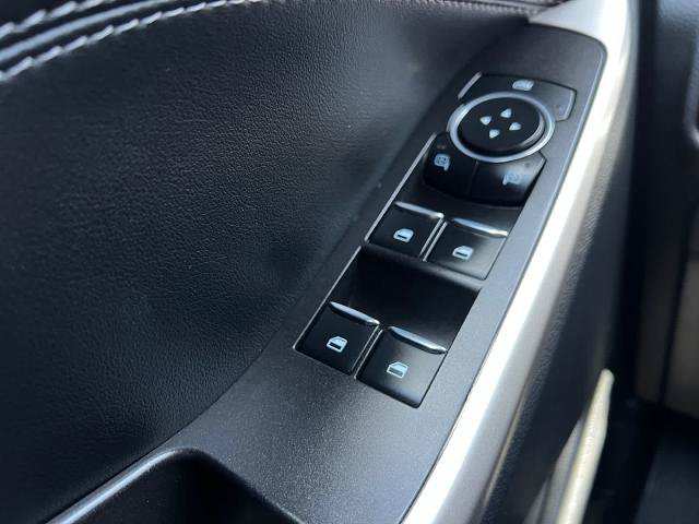 Certified 2023 Ford Explorer XLT RWD image 17
