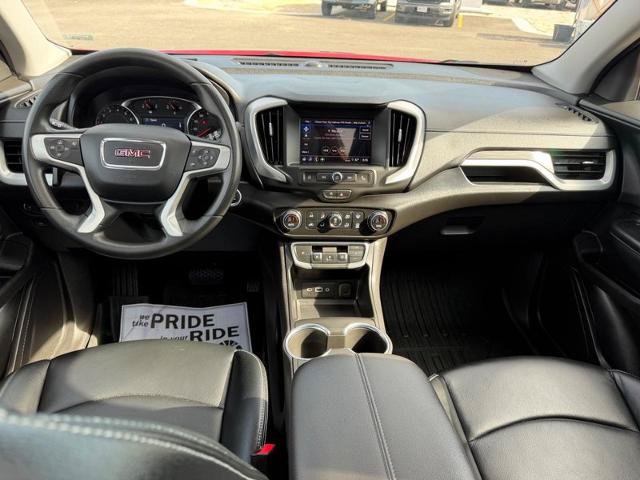 Used 2024 GMC Terrain SLE w/ Driver Convenience Package FWD image 11