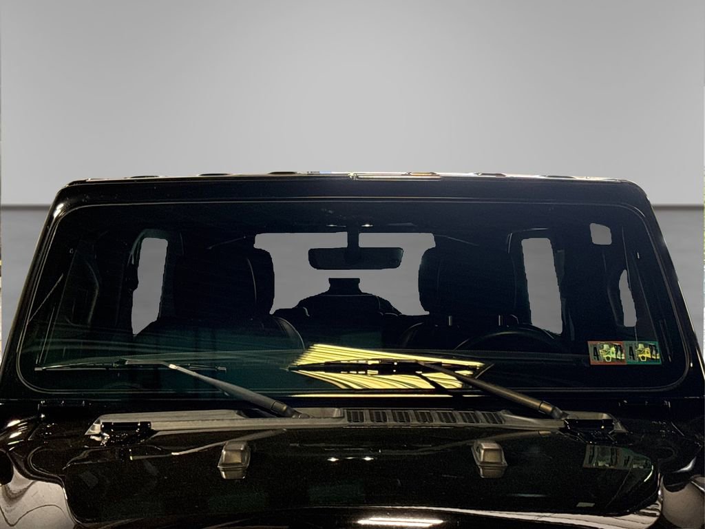 Used 2022 Jeep Wrangler Unlimited Sahara w/ Cold Weather Group image 14