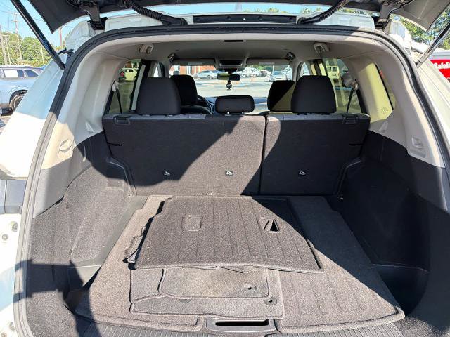 Used 2023 Nissan Rogue SV AWD/4WD image 11
