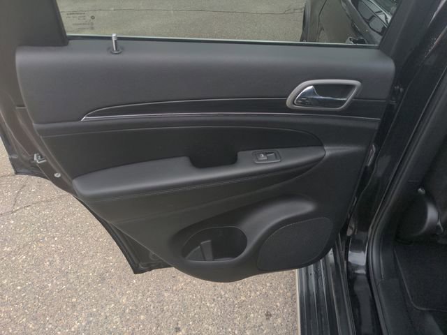 Used 2020 Jeep Grand Cherokee Limited w/ Luxury Group II image 13