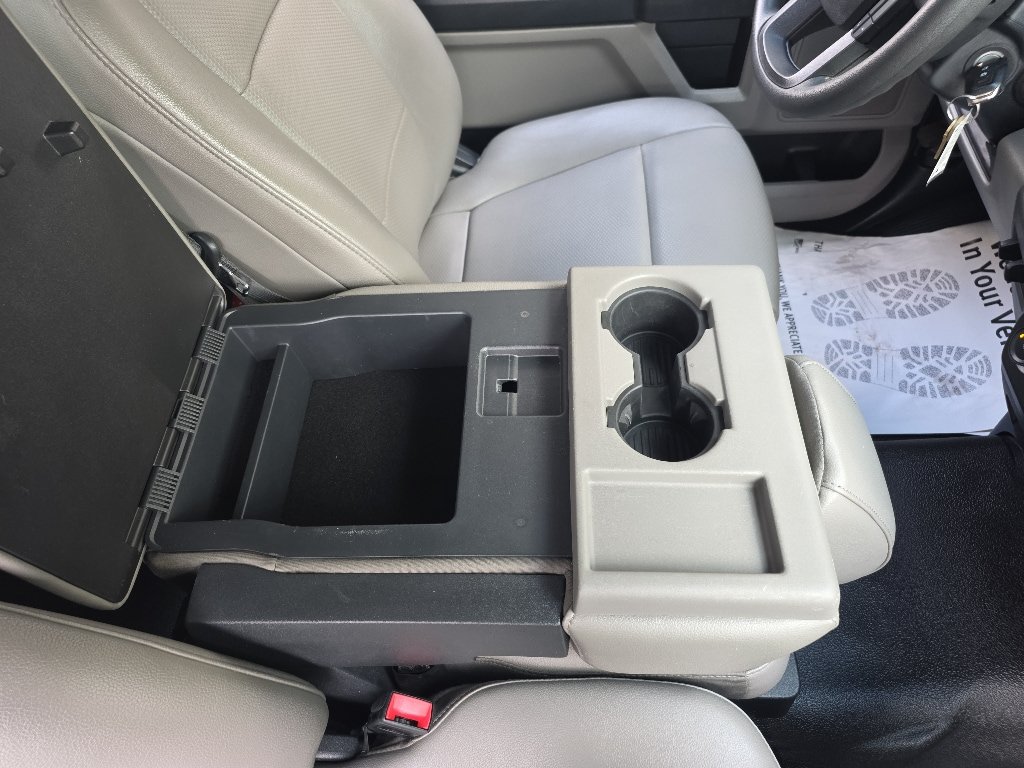 Certified 2022 Ford F550 Luxury RWD image 17