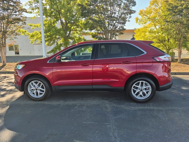 Certified 2024 Ford Edge SEL w/ Convenience Package AWD/4WD image 7