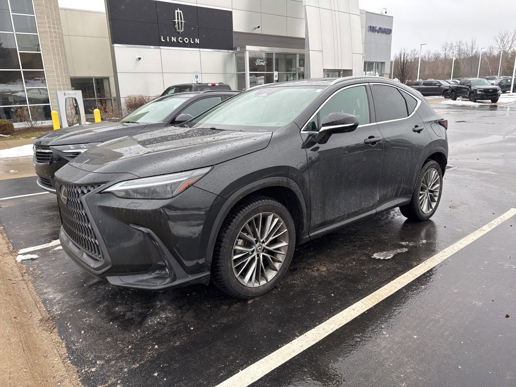 Used 2022 Lexus NX 300h AWD image 8