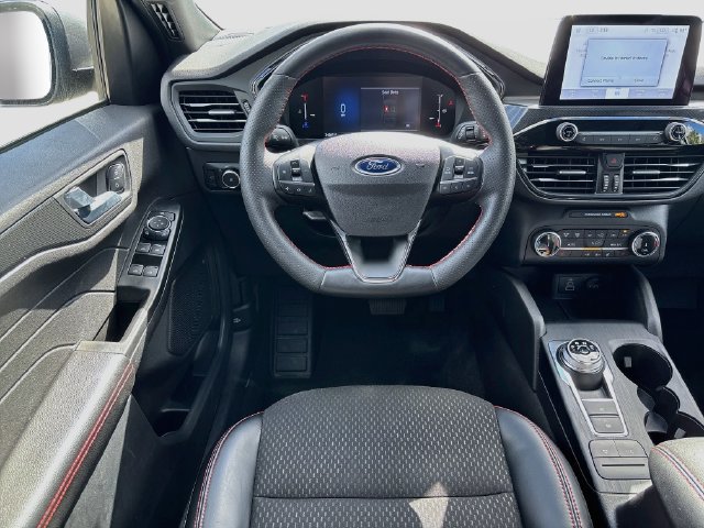 Certified 2025 Ford Escape ST-Line Select AWD/4WD image 22