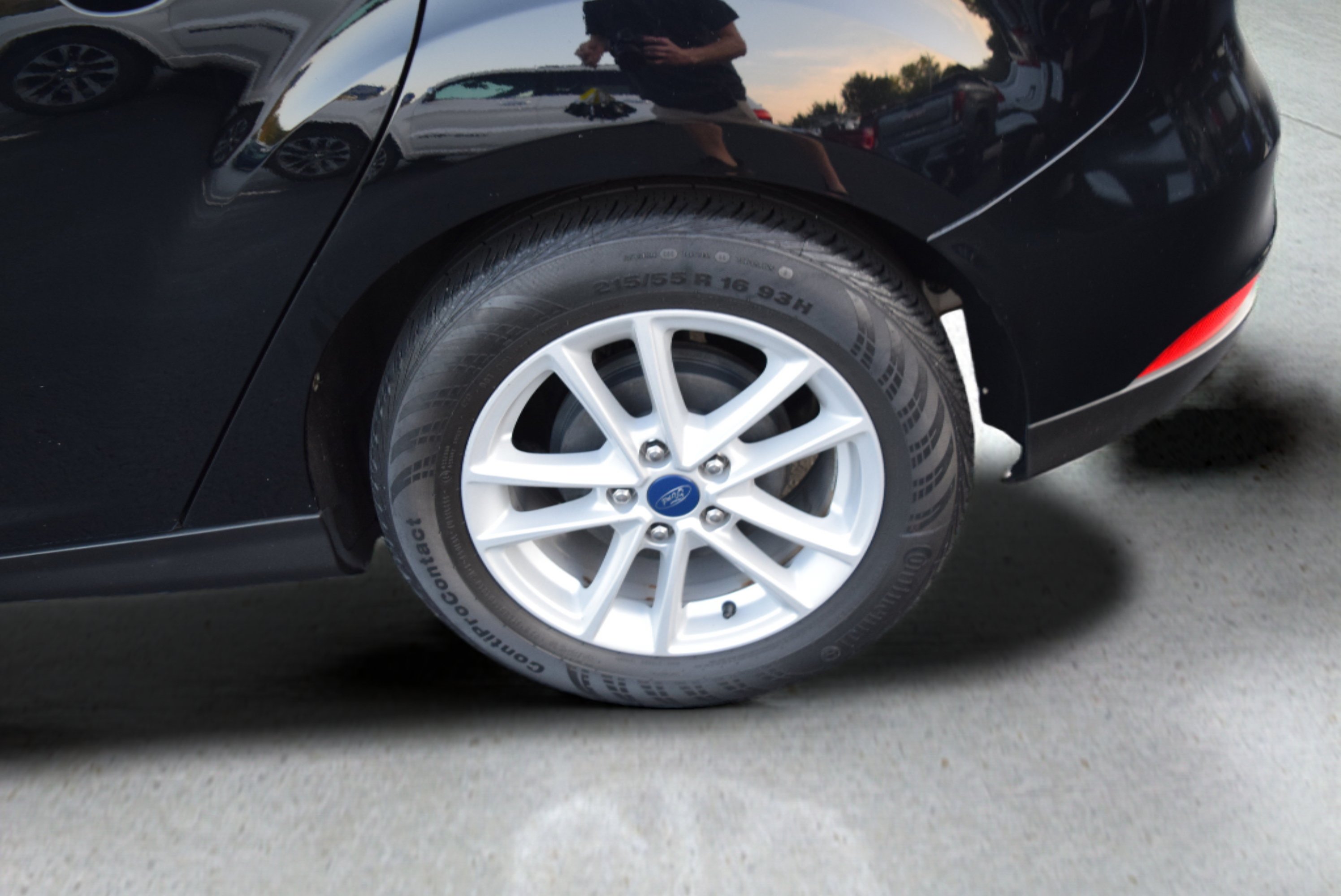 Certified 2018 Ford Focus SE FWD image 7