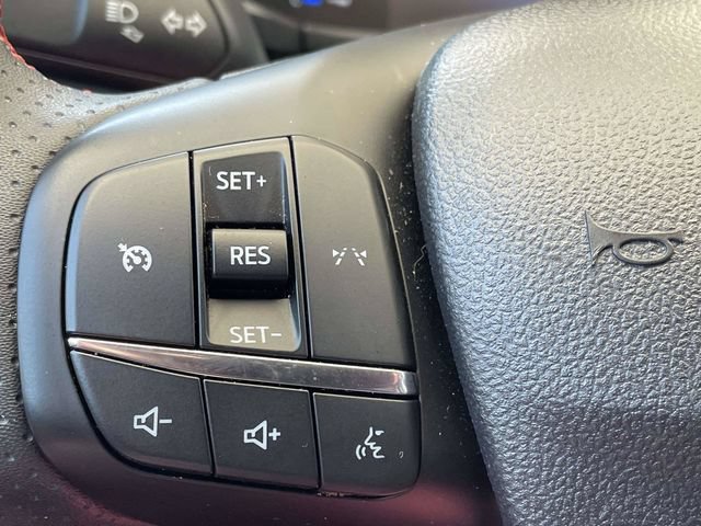 Certified 2025 Ford Escape ST-Line FWD image 12