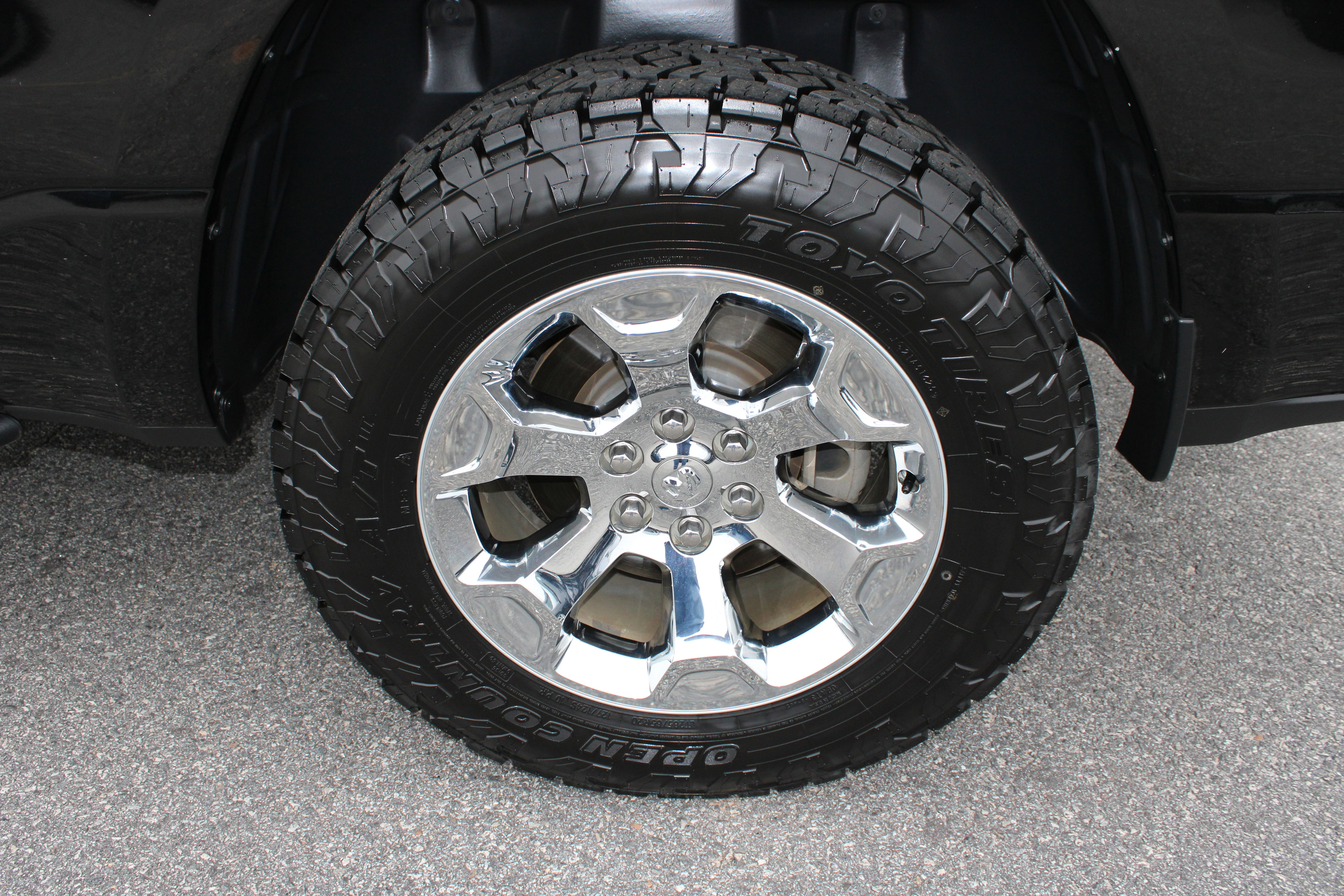 Used 2019 RAM 1500 Big Horn image 12