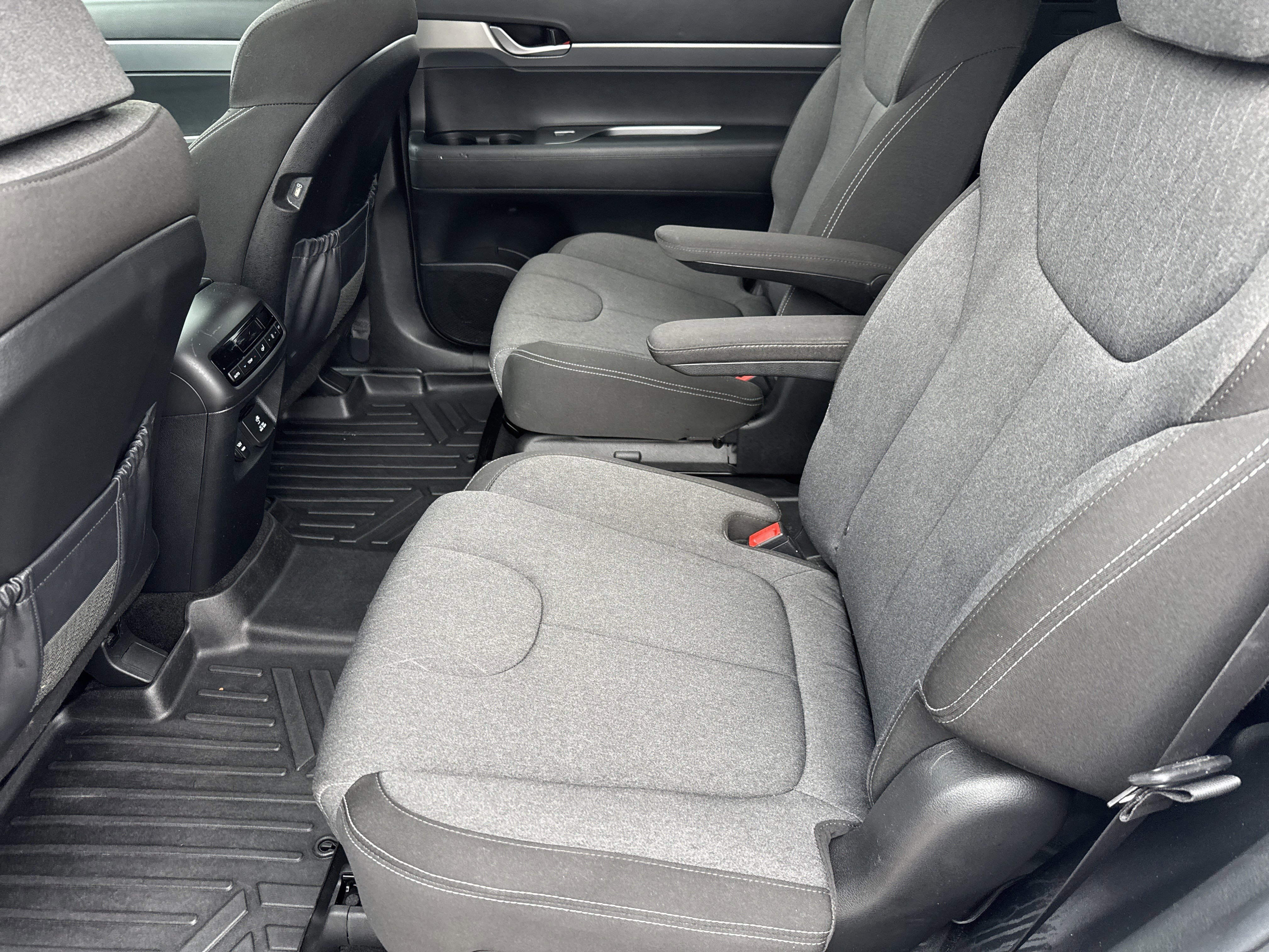 Used 2020 Hyundai Palisade SEL w/ Convenience Package image 11