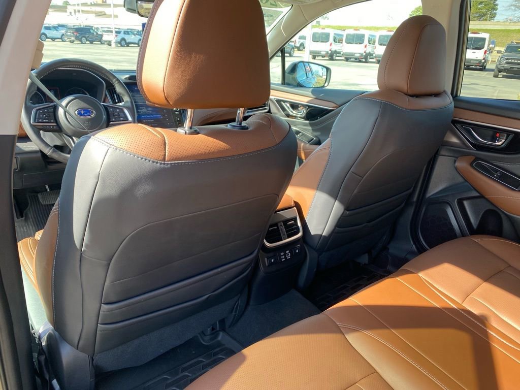 Used 2025 Subaru Outback Touring XT image 29