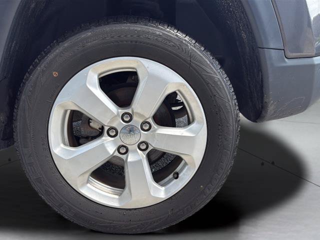 Used 2020 Jeep Compass Latitude w/ Popular Equipment Group AWD/4WD image 24