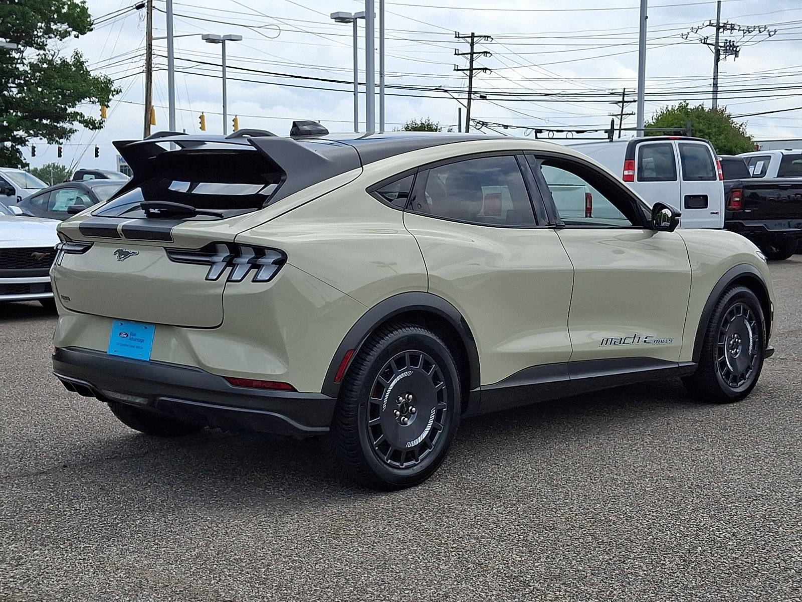 Certified 2025 Ford Mustang Mach-E GT AWD/4WD image 11