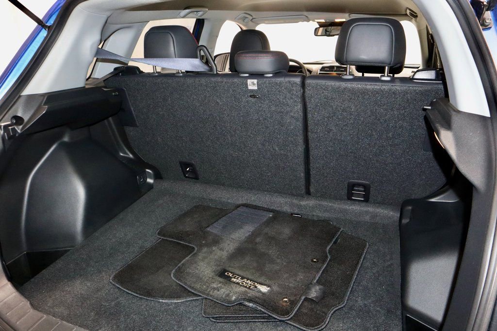 Used 2025 Mitsubishi Outlander Sport SE image 13