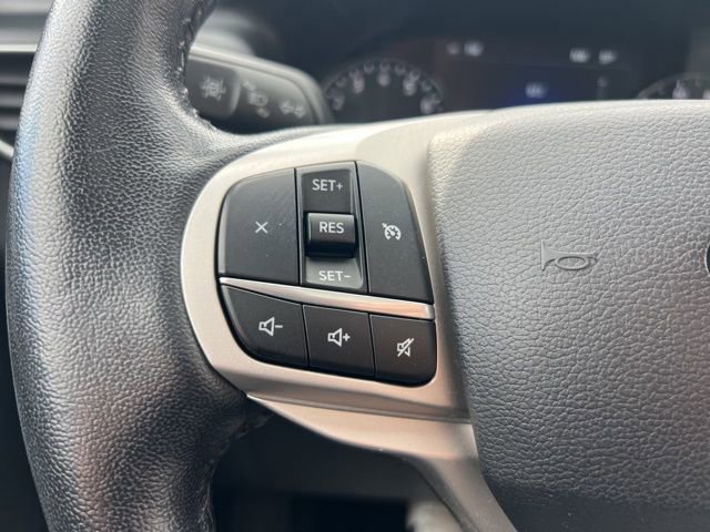 Certified 2021 Ford Explorer XLT w/ Equipment Group 202A image 10