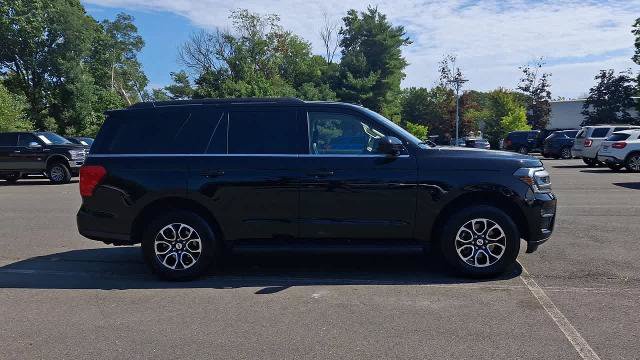 Certified 2024 Ford Expedition XLT AWD/4WD image 9