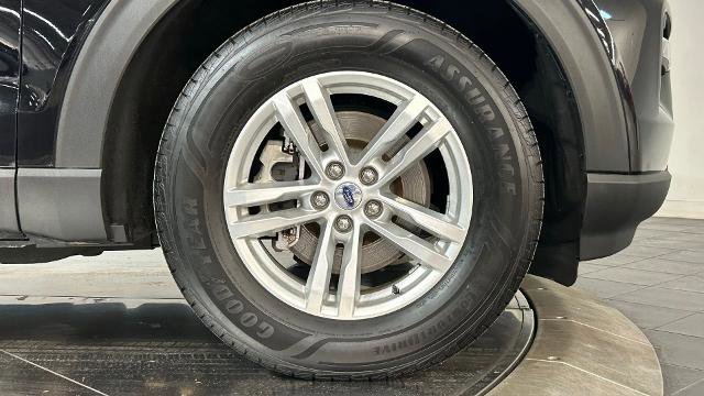 Certified 2023 Ford Explorer XLT w/ Equipment Group 202A image 25