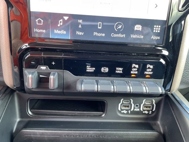 Used 2024 RAM 3500 Laramie image 35