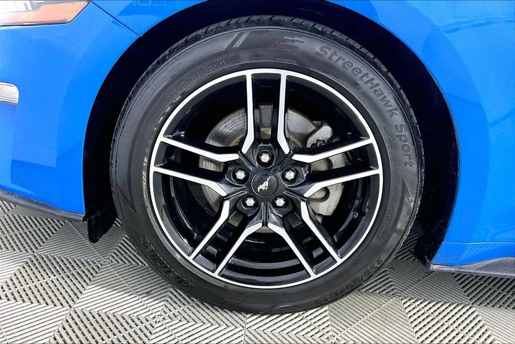 Certified 2022 Ford Mustang Premium RWD image 6