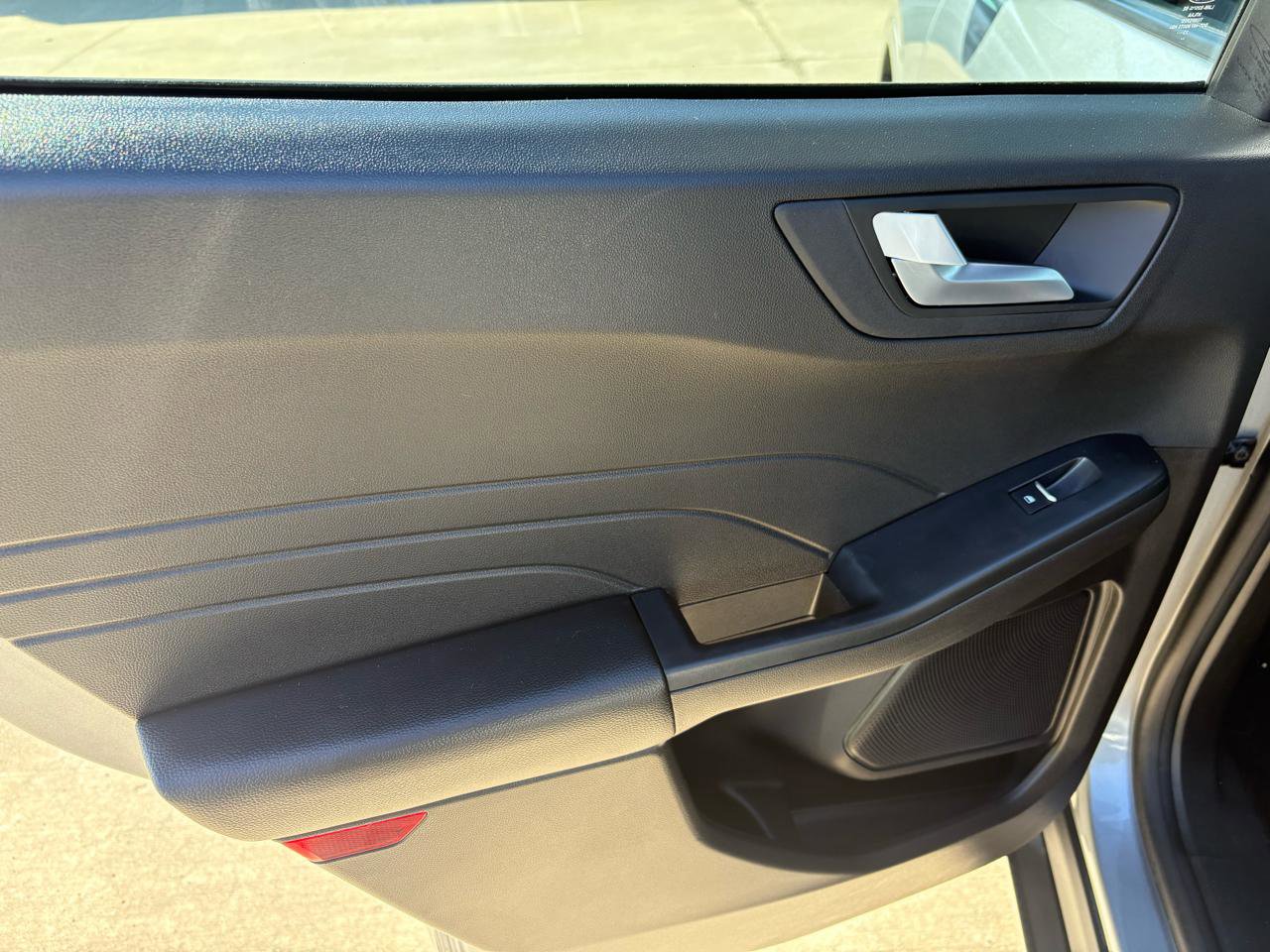 Certified 2024 Ford Escape ST-Line image 33