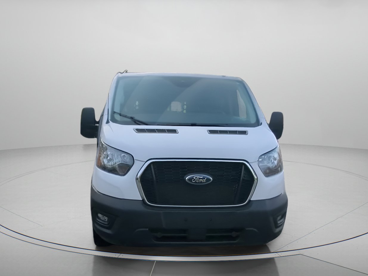 Certified 2025 Ford Transit 250 Low Roof w/ Exterior Upgrade Package RWD image 4