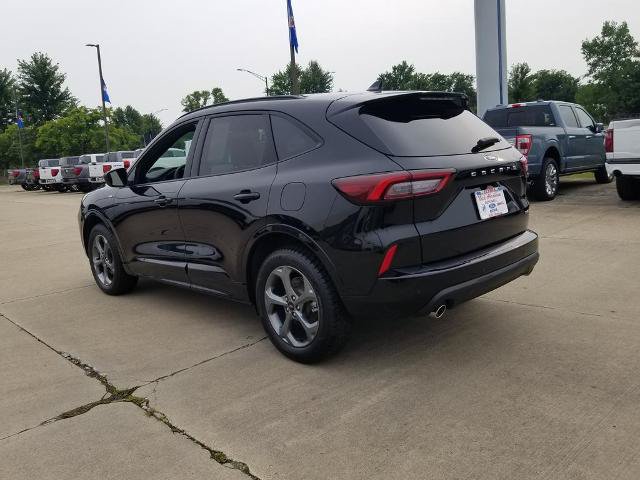 Certified 2024 Ford Escape ST-Line w/ Tech Pack #1 AWD/4WD image 5