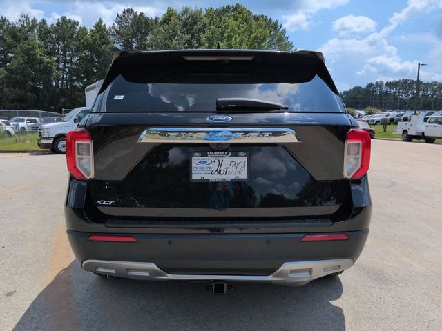 Certified 2023 Ford Explorer XLT w/ Equipment Group 202A RWD image 6