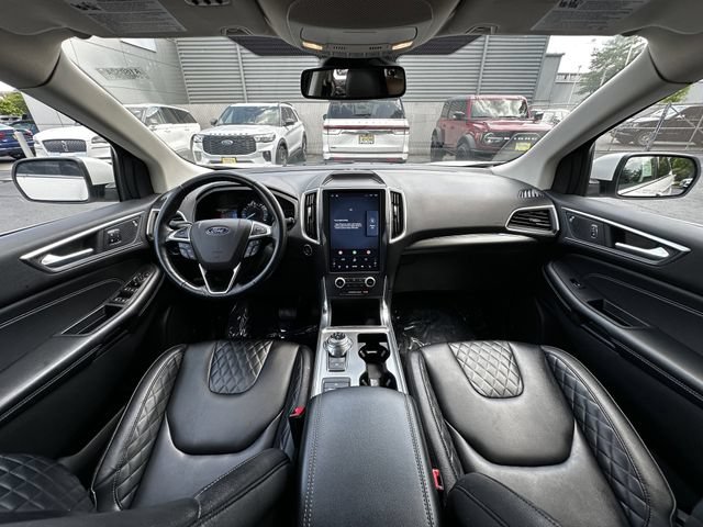 Certified 2023 Ford Edge Titanium AWD/4WD image 3