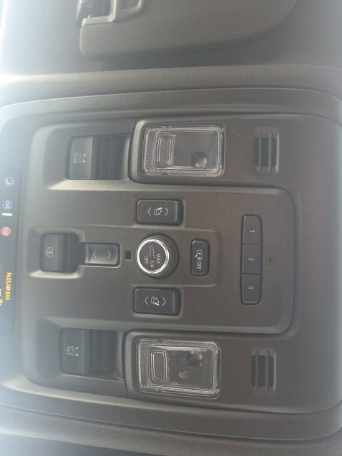 Used 2022 GMC Yukon Denali image 33