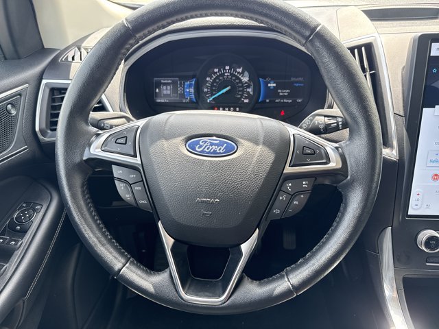 Certified 2024 Ford Edge Titanium AWD/4WD image 16