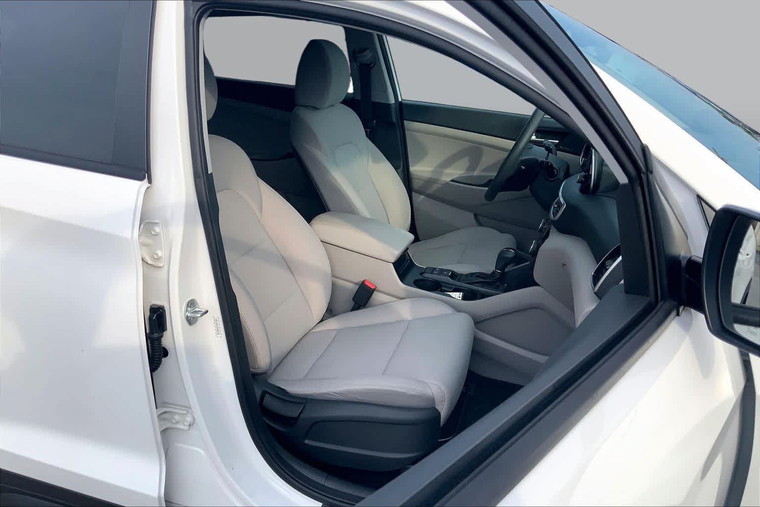 Used 2021 Hyundai Tucson Value FWD image 9