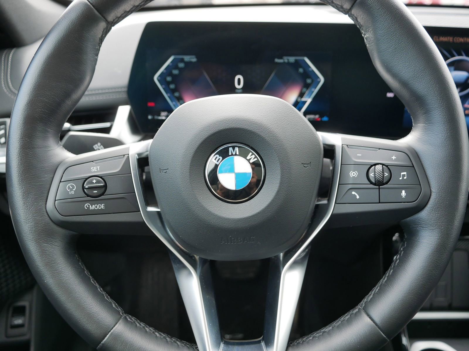 Used 2025 BMW X1 xDrive28i AWD/4WD image 27
