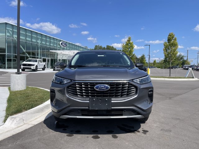 Certified 2025 Ford Escape Active AWD/4WD image 8