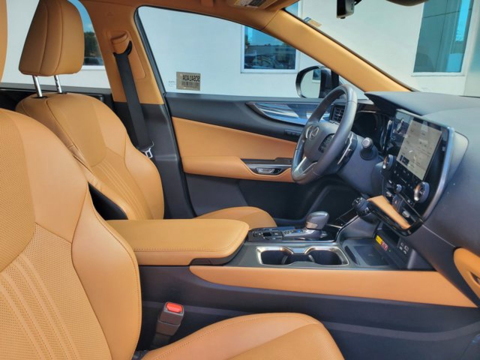 Used 2024 Lexus NX 250 FWD image 36